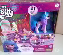 21€ Izzy Moonbow (Hasbro)