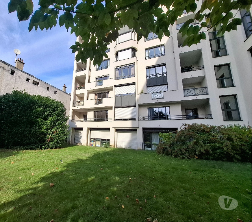 bureaux locaux Hauts-de-Seine Courbevoie - 92400 - Photos Vivastreet Bureaux lumineux à louer - direct propriétaire