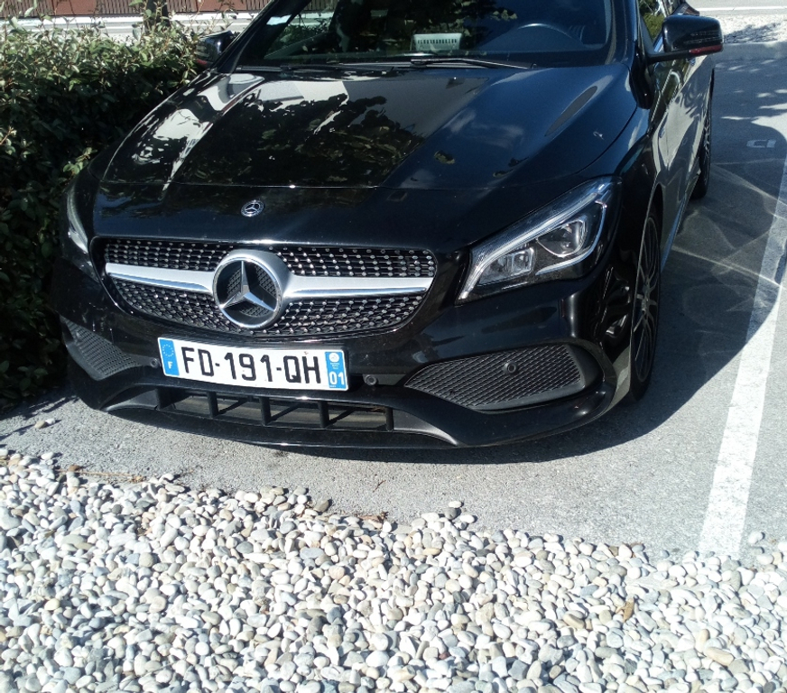 Voiture d'occasion Ain Lent - 01240 - Photos Vivastreet MERCEDES CLA DU 11:2017 75000 km