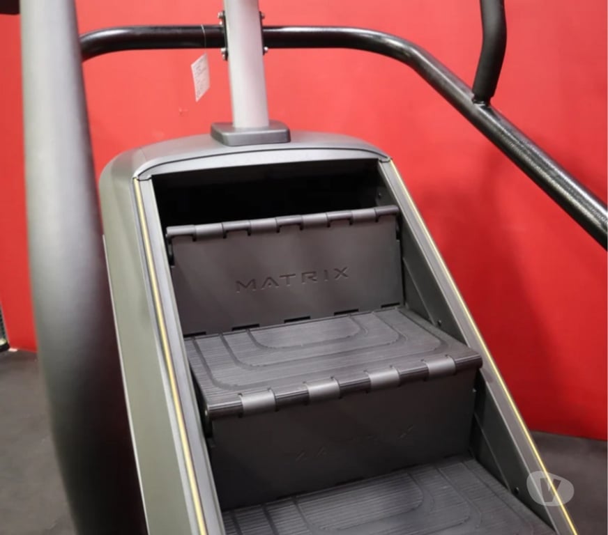 Matériel de sport Finistère Brest - Photos Vivastreet Stepper Matrix C7XE ClimbMill reconditionné
