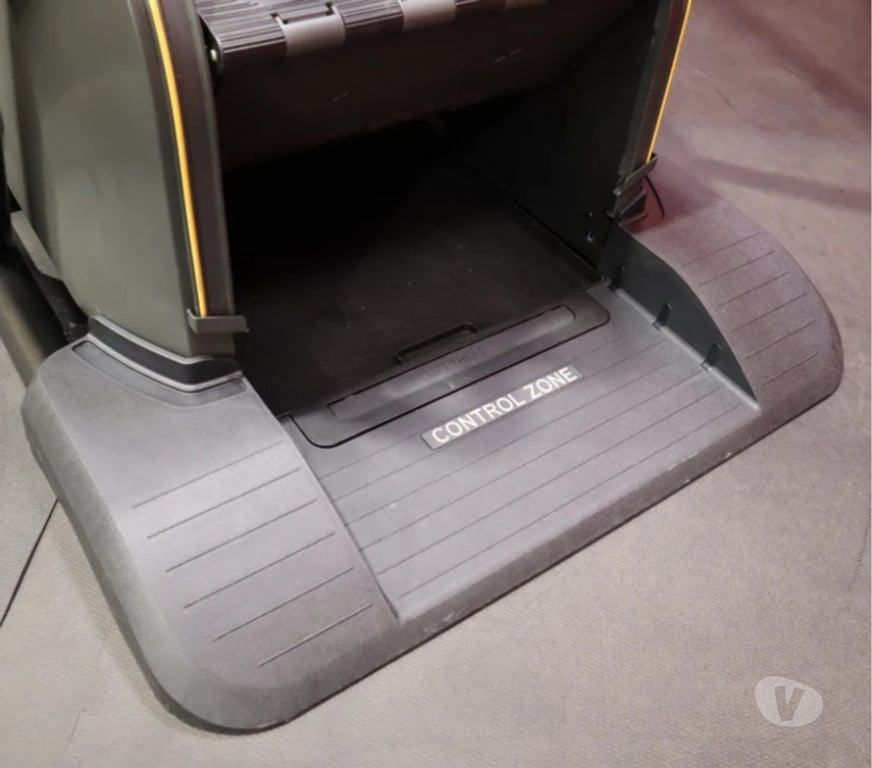 Matériel de sport Finistère Brest - Photos Vivastreet Stepper Matrix C7XE ClimbMill reconditionné