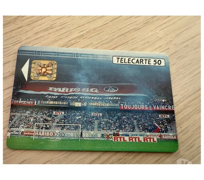 Collections Aix en Provence Aix en Provence - Photos Vivastreet Vends carte téléphonique collector du PSG