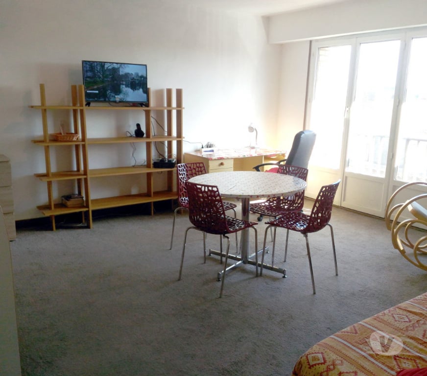 Appartement meublé Nord Lille - Photos Vivastreet Loue grand T2 meublé tout confort sécurisé avec parking