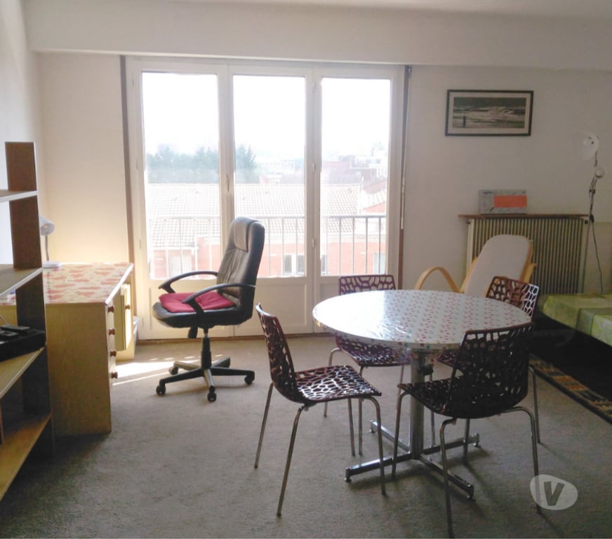 Appartement meublé Nord Lille - Photos Vivastreet Loue grand T2 meublé tout confort sécurisé avec parking
