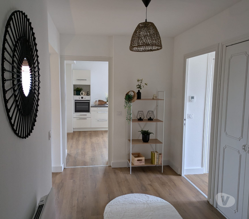 Appartements à vendre Loire Veauche - 42340 - Photos Vivastreet Appartement T5 rénové à neuf – 116 m²