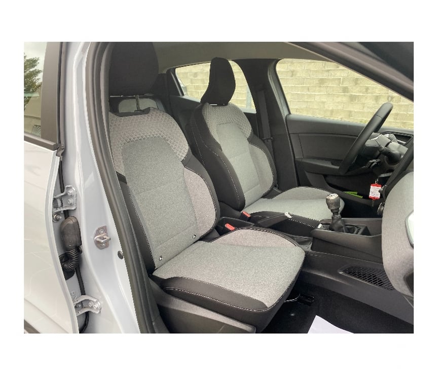 Voiture d'occasion Oise Nogent sur Oise - 60180 - Photos Vivastreet RENAULT CLIO V 100 CH EVOLUTION ESSENCE GPL (gaz) 8866 KM