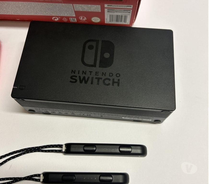Jeux vidéo - consoles Gironde Bruges - 33520 - Photos Vivastreet Nintendo Switch Bleu Rouge Néon Version V2 complète