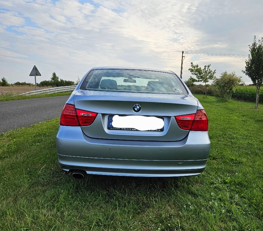 Voiture d'occasion Seine-Maritime Rouen - Photos Vivastreet VEND BMW Série 3 année 2009
