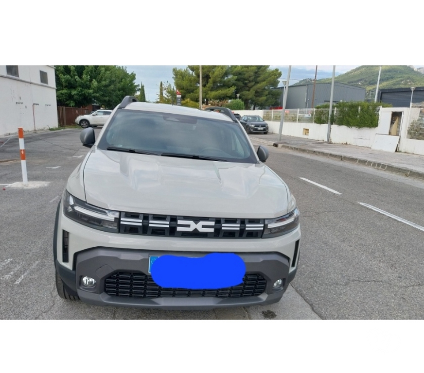 Voiture d'occasion Var Hyeres - 83400 - Photos Vivastreet Duster full hybrid 140 journey