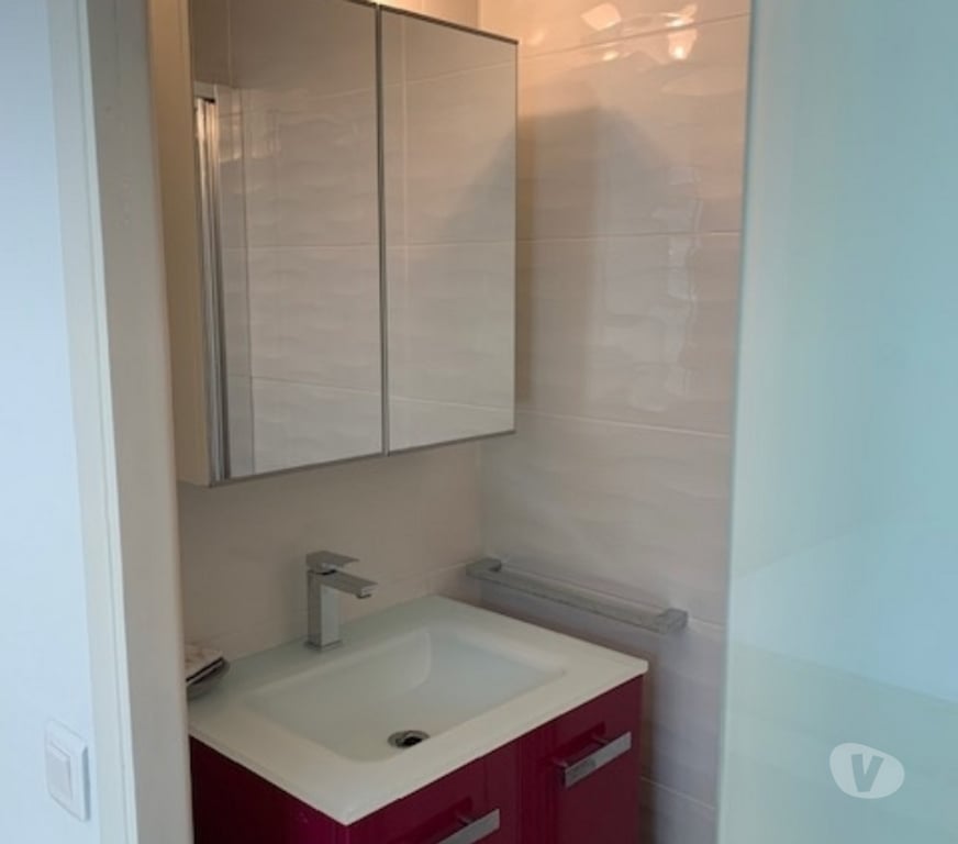 Appartement meublé Alpes-Maritimes St Laurent du Var - 06700 - Photos Vivastreet Appartement meublé à louer au Plateau fleuri