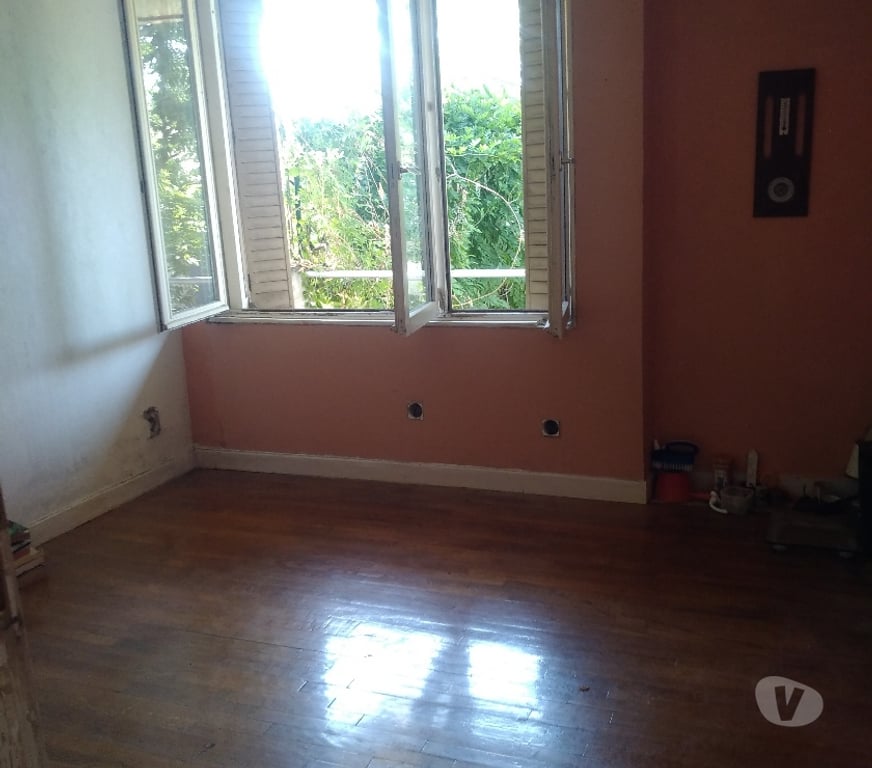 Vente Maison Saône-et-Loire Chalon sur Saone - 71100 - Photos Vivastreet maison centre ville Chalon proche zone Mathias jardin garage