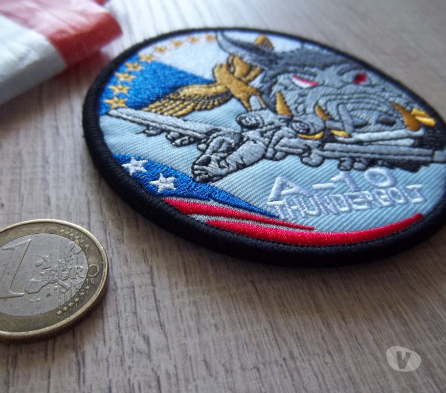 Collection Manche Valognes - 50700 - Photos Vivastreet écusson Fairchild A-10 Thunderbolt II avion américain