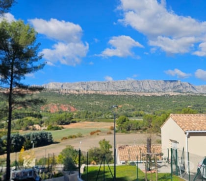 Vendre maison Rousset Rousset - Photos Vivastreet villa neuve avec vue Sainte-Victoire