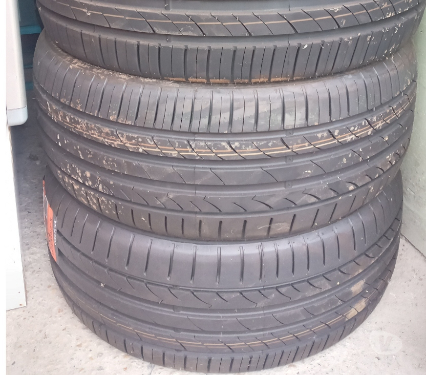 Pièces et services auto Seine-Saint-Denis Epinay sur Seine - 93800 - Photos Vivastreet 3 pneus tout neuve 275.30.19 XL 96Y traxmax tx3