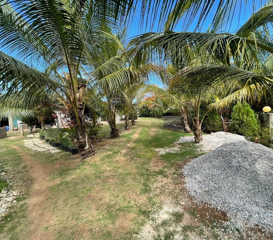 Vente Maison République dominicaine - Photos Vivastreet Cabrera: Maison 2 niveaux proche plages, terrain 4 900 m²