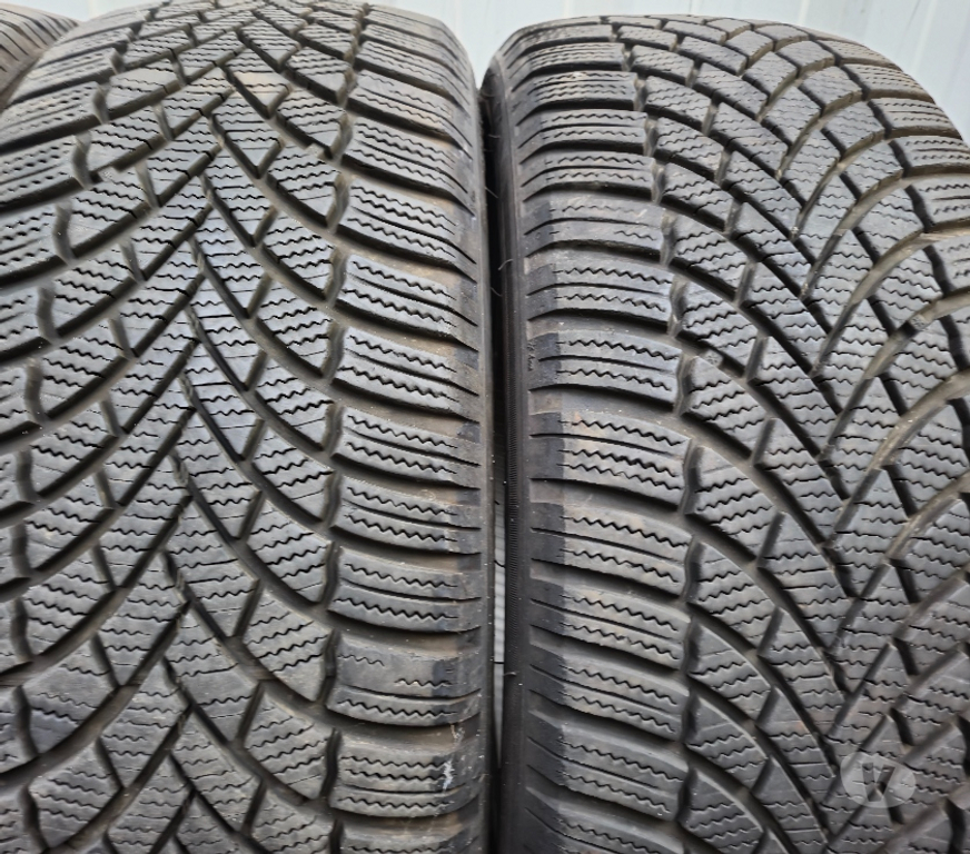 Pièces et services auto Loire St Etienne - Photos Vivastreet 4 pneus neige 205 50 19 94V Bridgestone envoi rapide possibl