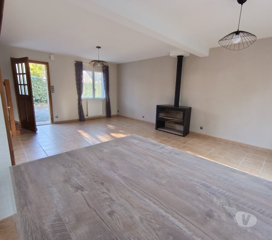 Location maison Finistère Locmaria Plouzane - 29280 - Photos Vivastreet MAISON INDIVIDUELLE T7 5 CHAMBRES AVEC TERRAIN CLOS