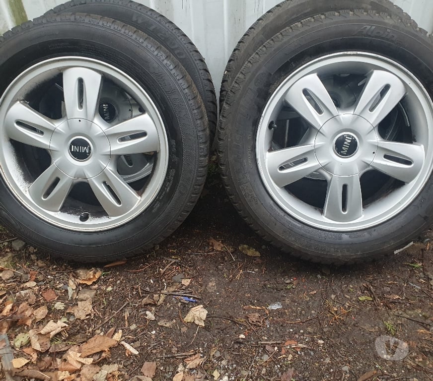 Pièces et services auto Loire St Etienne - Photos Vivastreet 4 roues aluminium Mini 175 65 R15 84 T neige Michelin envoi