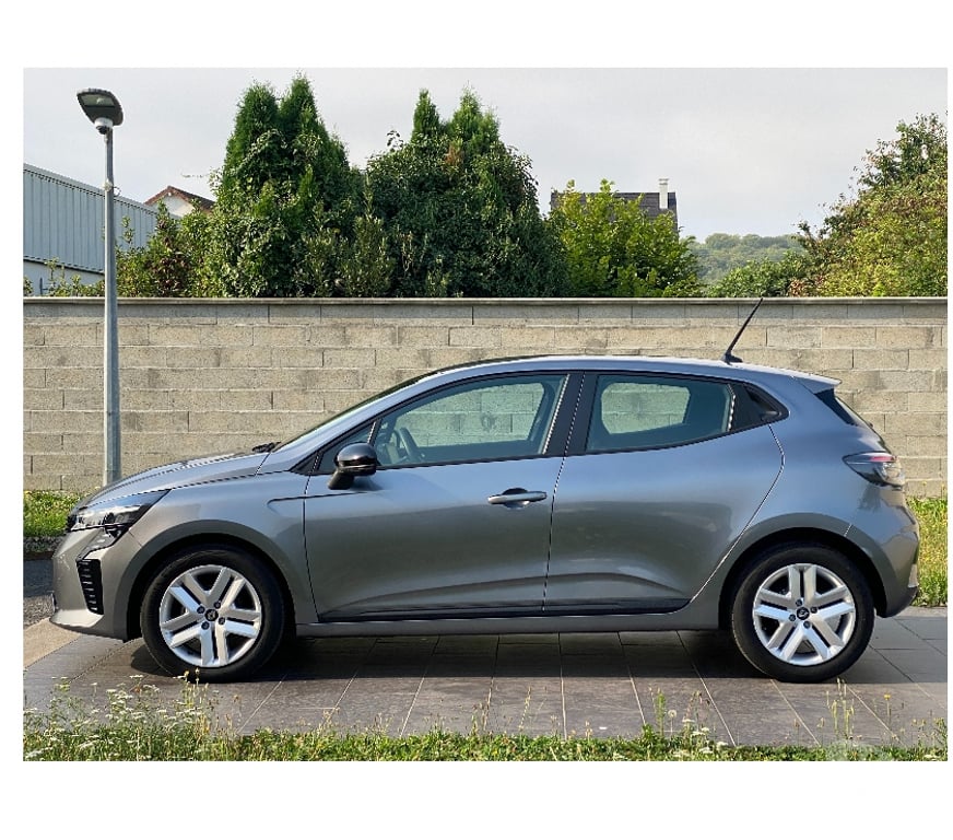 Voiture d'occasion Oise Nogent sur Oise - 60180 - Photos Vivastreet RENAULT CLIO V 90 CH EVOLUTION 26340 KM AN 2024