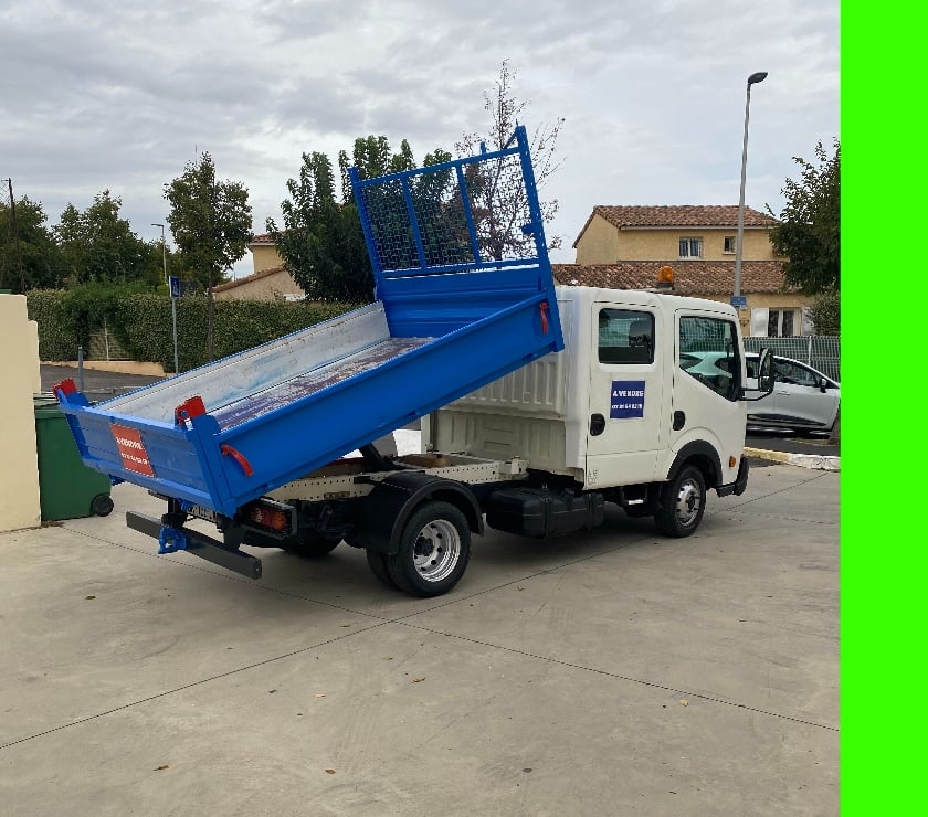 Véhicules commerciaux & utilitaires d'occasion Hérault Sete - 34200 - Photos Vivastreet cabstar benne double cabine 6 places comme neuf contrôle ok