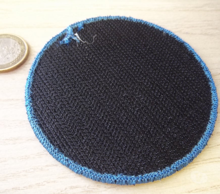 Collection Manche Valognes - 50700 - Photos Vivastreet écusson obsolète !! CRS officier judiciaire PJ insigne