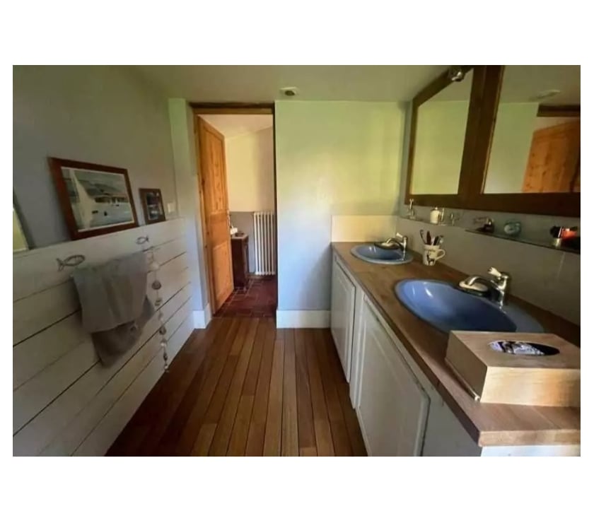 Vente Maison Ain Bage le Chatel - 01380 - Photos Vivastreet Maison entièrement renovée 140 m2 5 pièces
