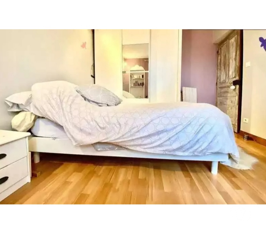 Vente Maison Ain Bage le Chatel - 01380 - Photos Vivastreet Maison entièrement renovée 140 m2 5 pièces