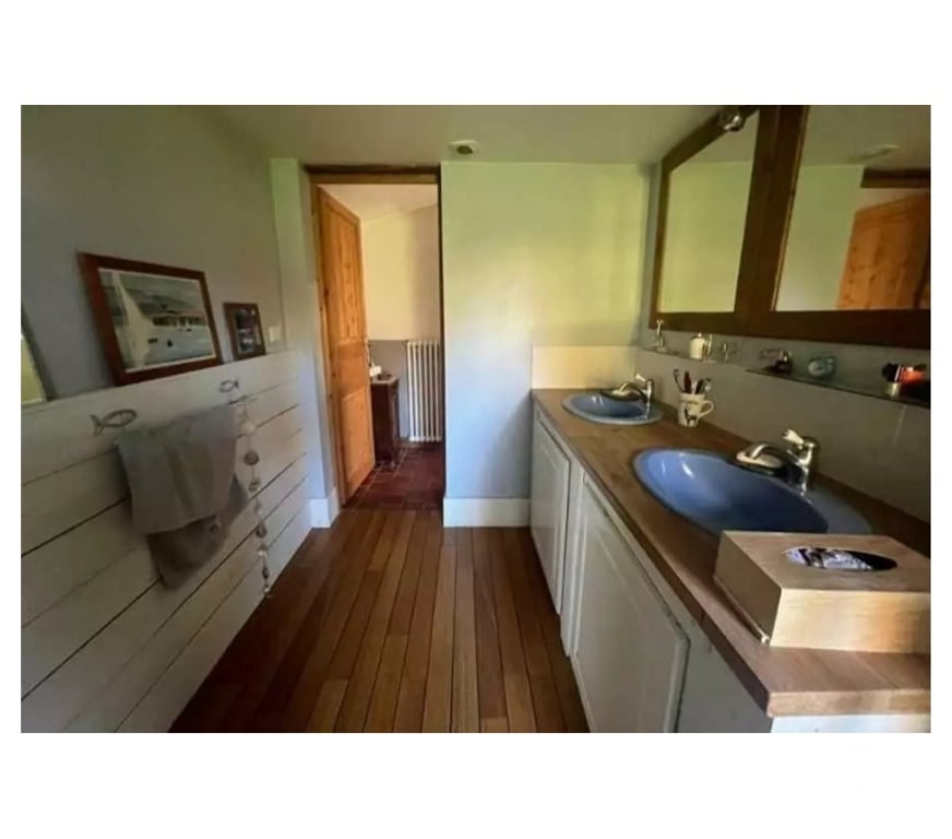 Vente Maison Ain Bage le Chatel - 01380 - Photos Vivastreet Maison entièrement renovée 140 m2 5 pièces