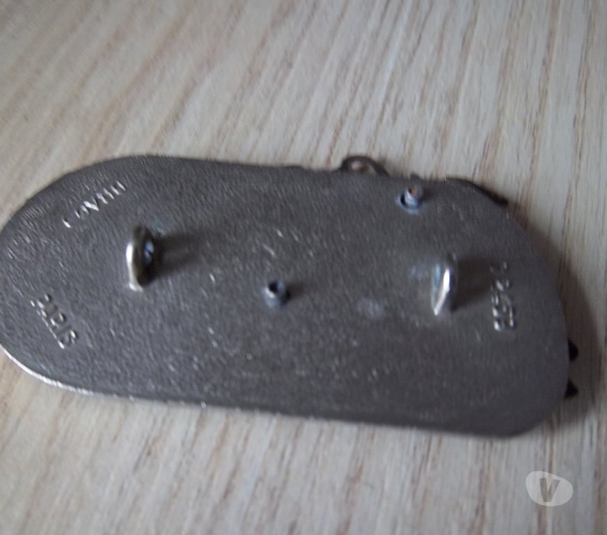 Collection Manche Valognes - 50700 - Photos Vivastreet insigne militaire promotion EOR Coëtquidan BEAUFORT