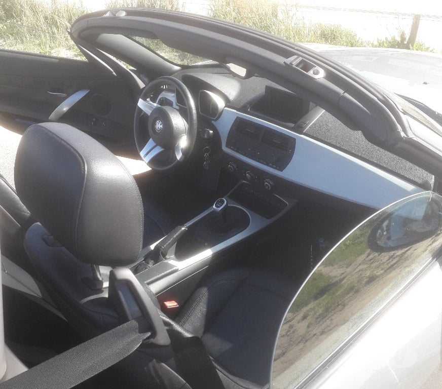 Voiture d'occasion Pas-de-Calais Ardres - 62610 - Photos Vivastreet Z4 bmw e85 20i confort essence