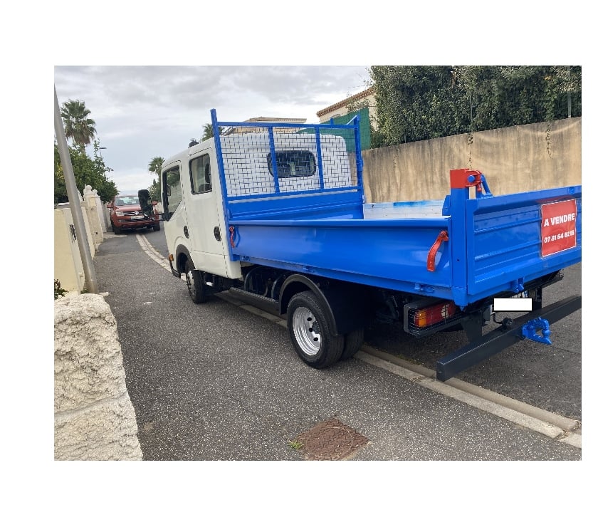 Véhicules commerciaux & utilitaires d'occasion Hérault St Jean de Vedas - 34430 - Photos Vivastreet Nissan benne. cabstar benne double cabine 6 places comme neu