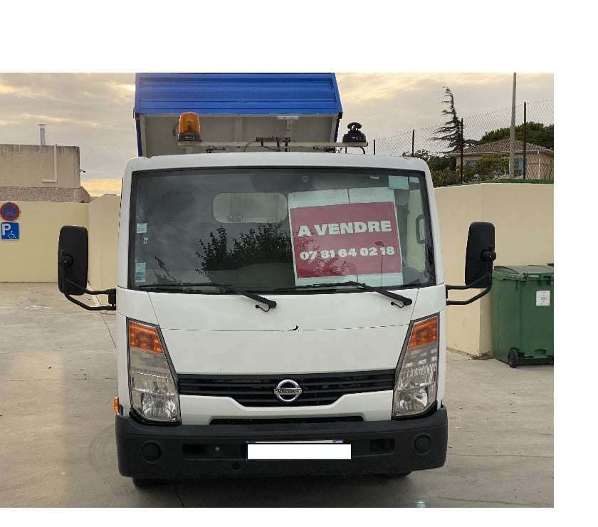 Véhicules commerciaux & utilitaires d'occasion Hérault St Jean de Vedas - 34430 - Photos Vivastreet Nissan benne. cabstar benne double cabine 6 places comme neu