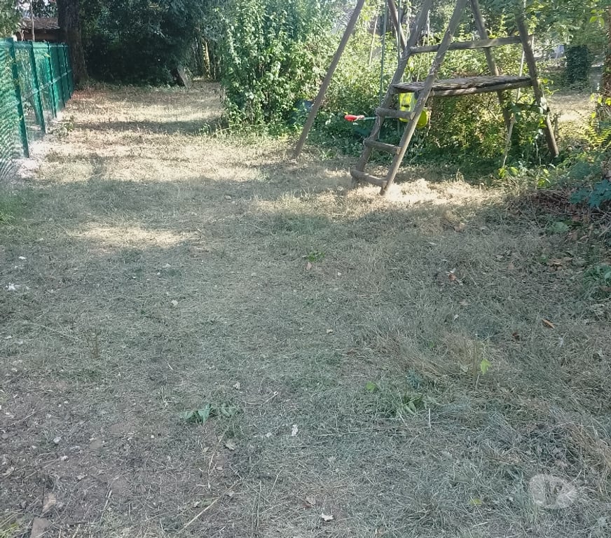 Vente Maison Lot-et-Garonne Fumel - 47500 - Photos Vivastreet Maison de village 140 m² Jardin 600 m² parking portail