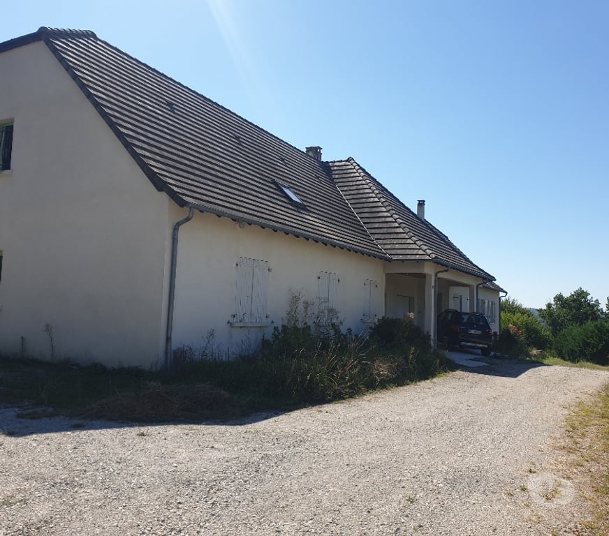 Vente Maison Corrèze Noailles - 19600 - Photos Vivastreet 𝐌𝐚𝐢𝐬𝐨𝐧 famillia