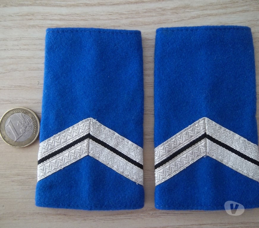 Collection Manche Valognes - 50700 - Photos Vivastreet lot fourreaux épaulettes PN CRS gardien paix