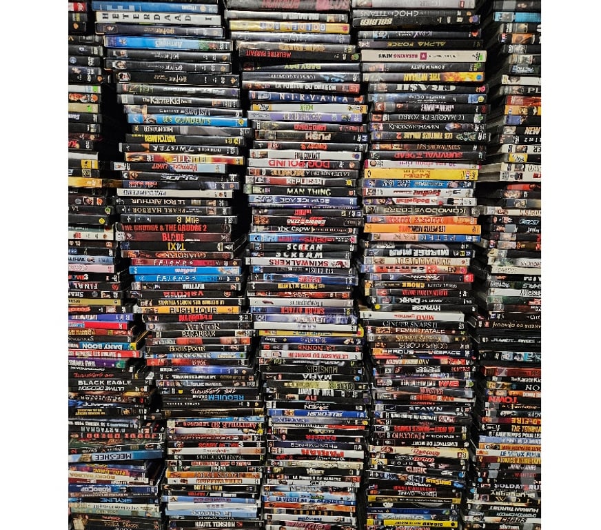 DVD occasion Nord Onnaing - 59264 - Photos Vivastreet Gros lot de 1500 dvd