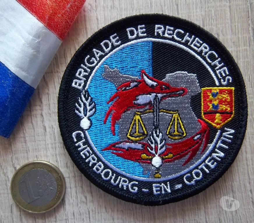 Collection Manche Valognes - 50700 - Photos Vivastreet écusson militaire Cherbourg en Cotentin brigade