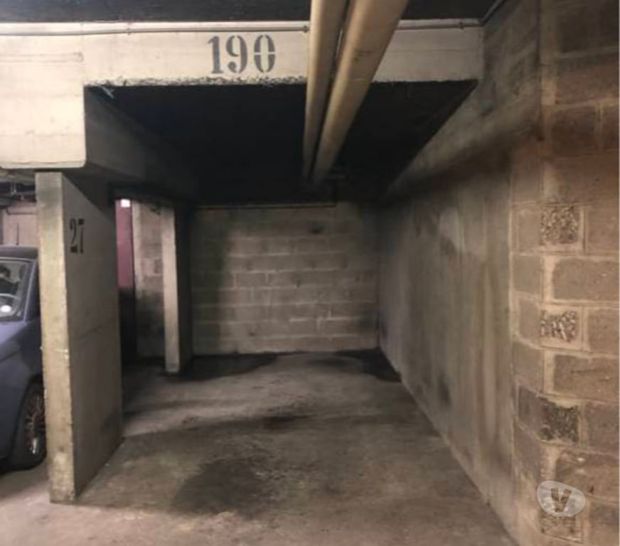 Parkings - Garages Paris Paris 20ème ardt - 75020 - Photos Vivastreet Parking sécurisé 90 euros par mois Paris 20ème