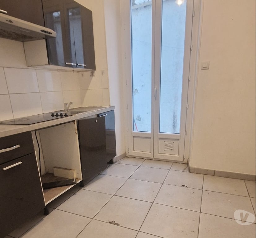 Appartements à vendre Bouches-du-Rhône Marseille - Photos Vivastreet T3 La Joliette - Terrasses du Port