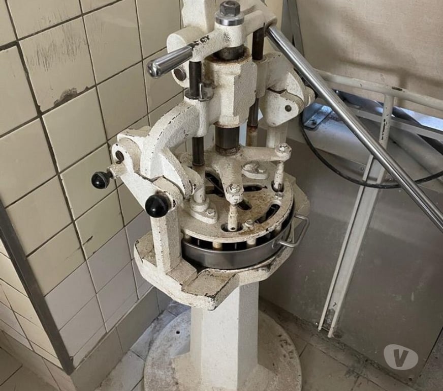 Matériaux Var Toulon - Photos Vivastreet Matériaux de cuisine et ustensiles de pâtisserie