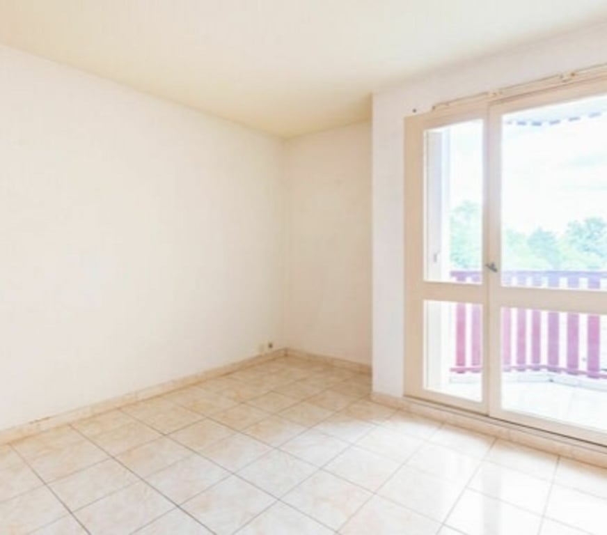 Appartements à vendre Landes Mont de Marsan - 40000 - Photos Vivastreet Appartement 2 pièces 35 m2