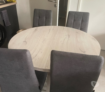 Ameublement - art de la table Narbonne Narbonne - Photos Vivastreet Très belle table ronde extensible neuve modèle Artico