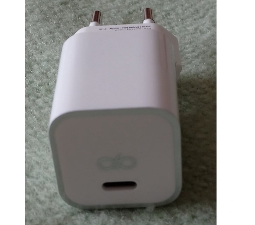 Téléphonie Seine-Saint-Denis La Courneuve - 93120 - Photos Vivastreet Chargeur ultra rapide