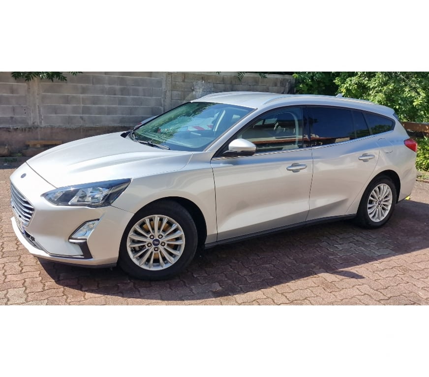 Voiture d'occasion Bas-Rhin Oberschaeffolsheim - 67203 - Photos Vivastreet Ford Focus SW Diesel 1.5 ECOBLUE 120 S&S TITANIUM X