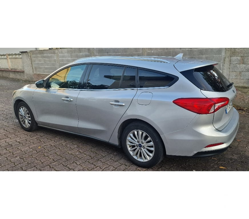 Voiture d'occasion Bas-Rhin Oberschaeffolsheim - 67203 - Photos Vivastreet Ford Focus SW Diesel 1.5 ECOBLUE 120 S&S TITANIUM X
