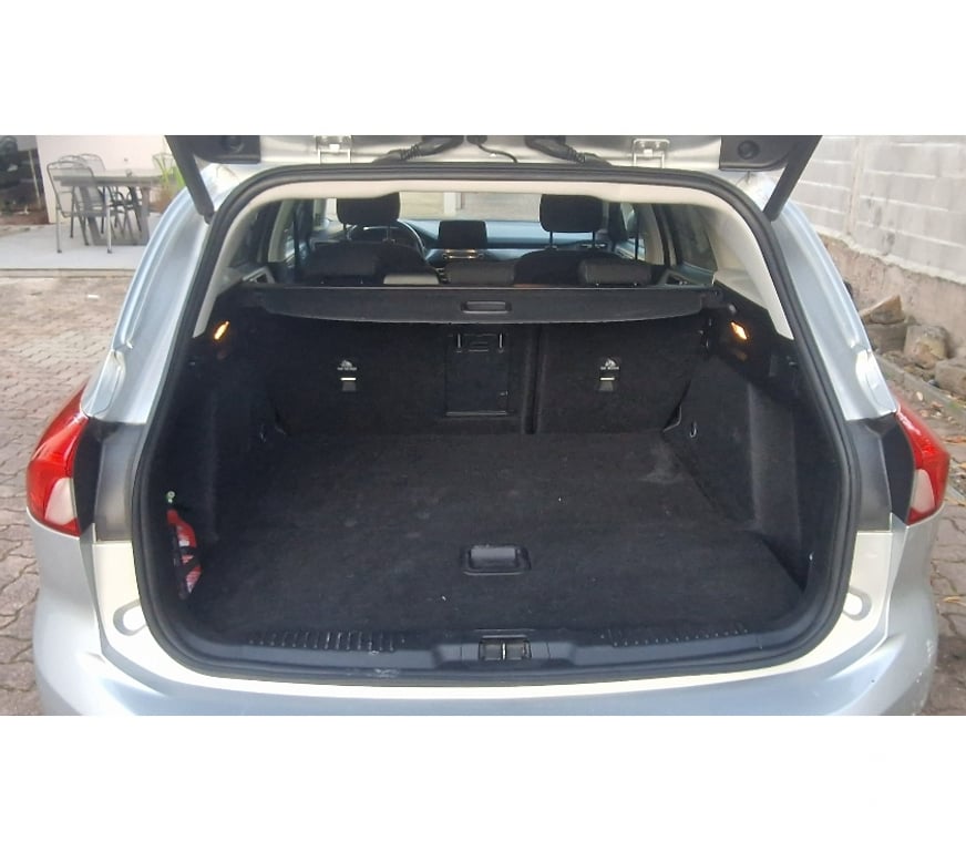 Voiture d'occasion Bas-Rhin Oberschaeffolsheim - 67203 - Photos Vivastreet Ford Focus SW Diesel 1.5 ECOBLUE 120 S&S TITANIUM X