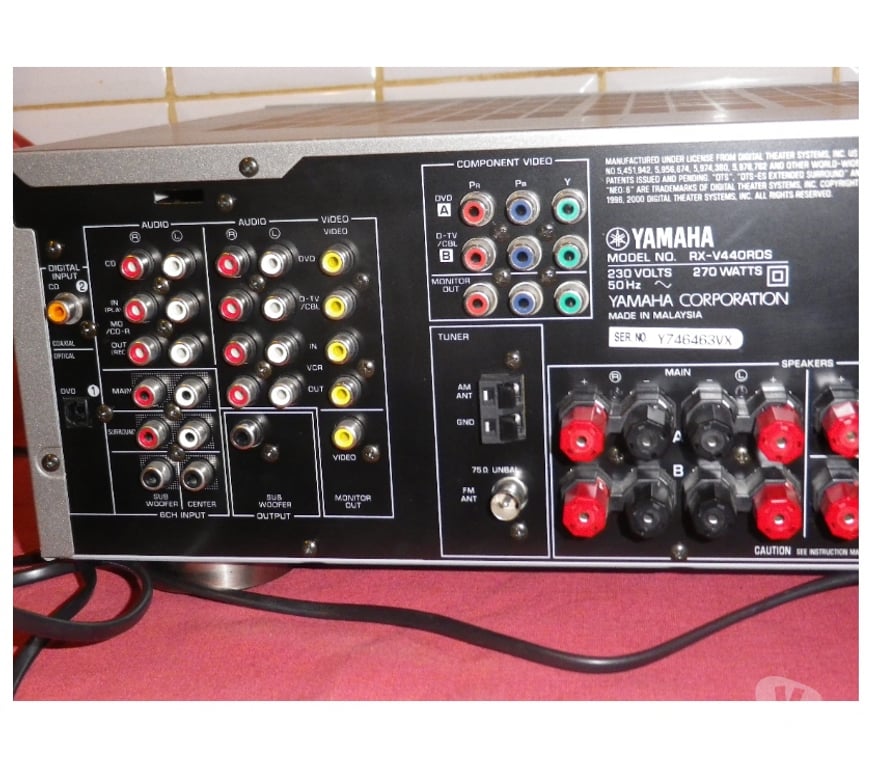Photo - Video - Son Yvelines Fontenay le Fleury - 78330 - Photos Vivastreet AMPLI AUDIO VIDEO HOME CINEMA 6.1 YAMAHA V440 RDS 6 X