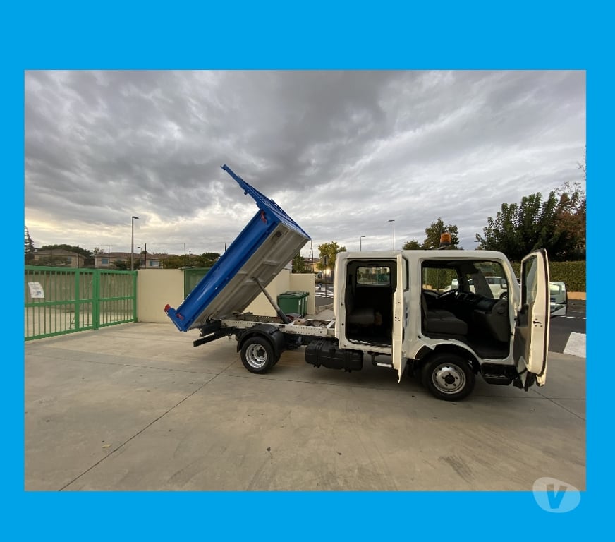 Véhicules commerciaux & utilitaires d'occasion Hérault Lodeve - 34700 - Photos Vivastreet Nissan benne. cabstar benne double cabine 6 places comme neu