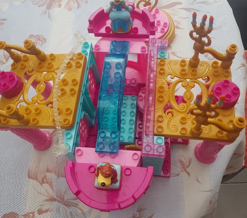 Jeux - Jouets Essonne Juvisy sur Orge - 91260 - Photos Vivastreet constuction méga bloks princesses