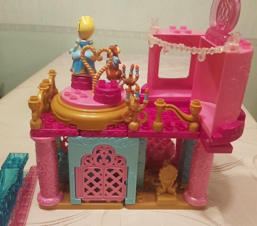 Jeux - Jouets Essonne Juvisy sur Orge - 91260 - Photos Vivastreet constuction méga bloks princesses